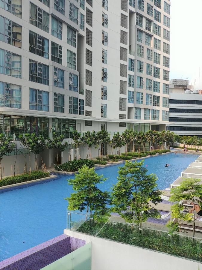 Pangsapuri Vikamo Suites @ Robertson