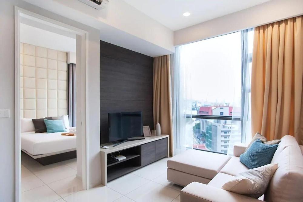 Pangsapuri Vikamo Suites @ Robertson *